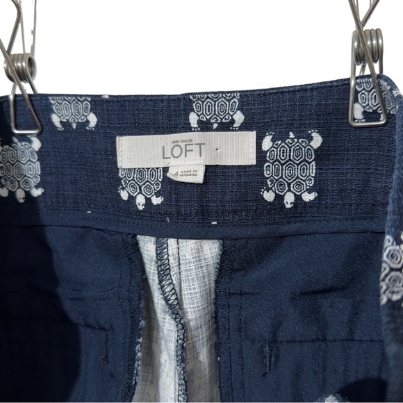 Ann Taylor Loft Turtle Shorts "The Riviera Short" - Picture 3 of 4